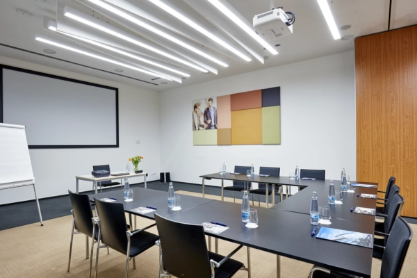 Zasedací místnost Servác v kancelářské budově Pankrác House v Praze